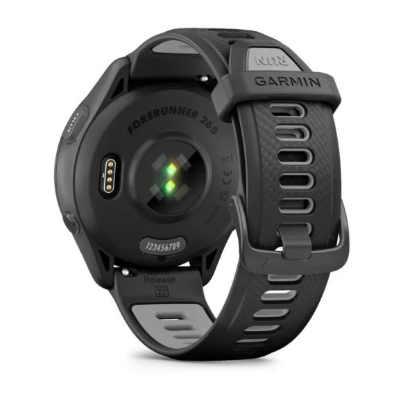 Умные часы Garmin Forerunner 265 черные